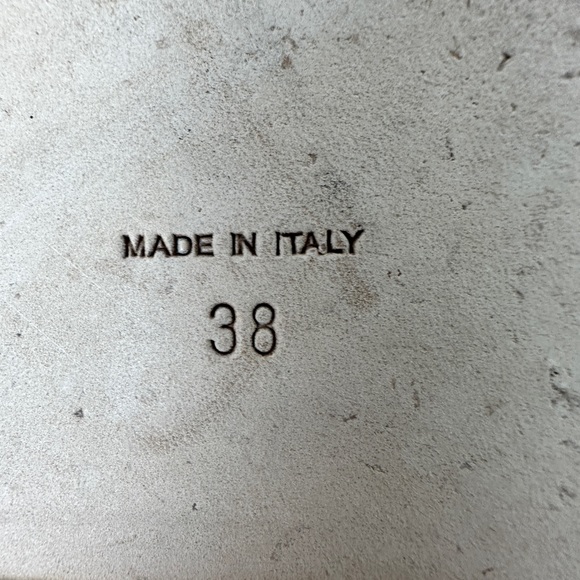 CHANEL CHAIN CALFSKIN SANDALS - Picture 8 of 9